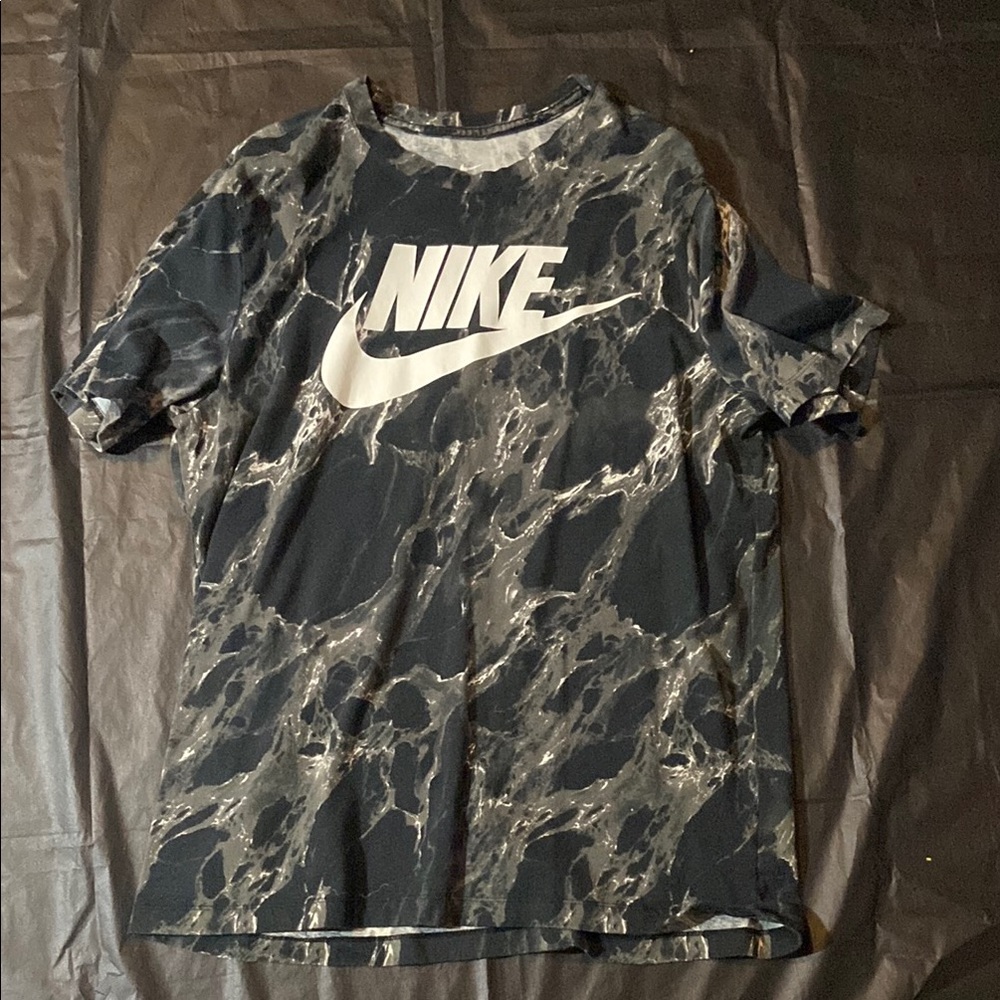 Nike Black and Gray Camo Short Sleeve Tee
